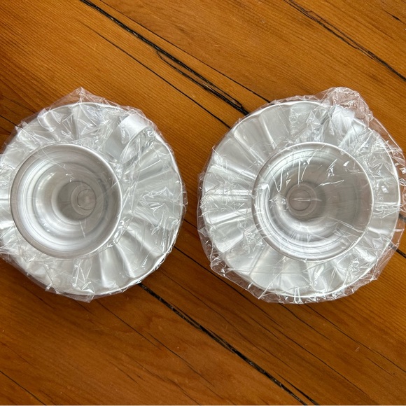 NWT Merci Paris set/2 aluminum silver scalloped taper candle holder - Picture 7 of 10